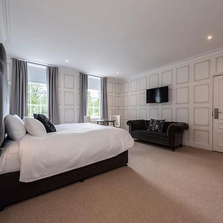 Statham Lodge Hotel Warrington Eksteriør billede