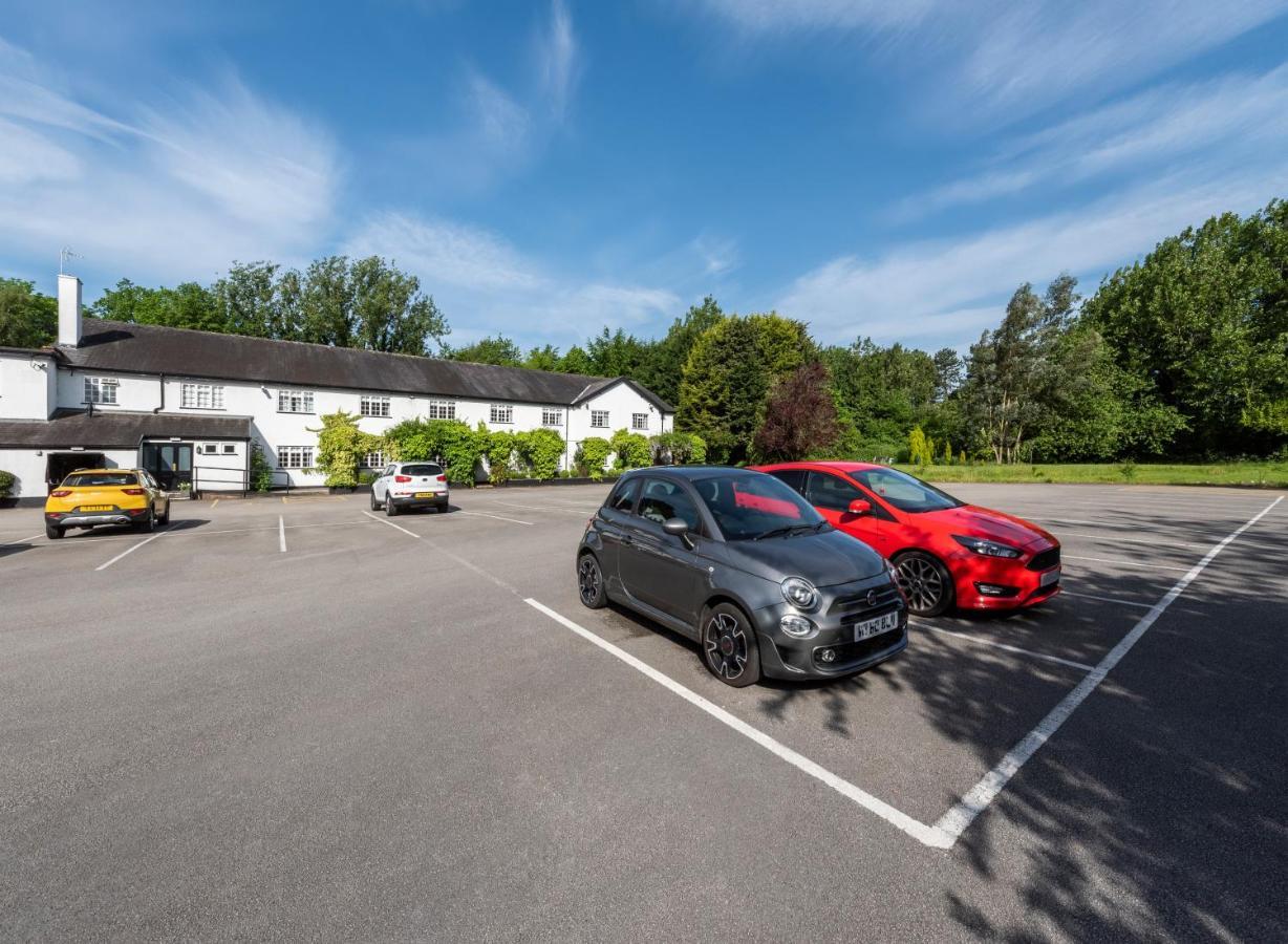 Statham Lodge Hotel Warrington Eksteriør billede